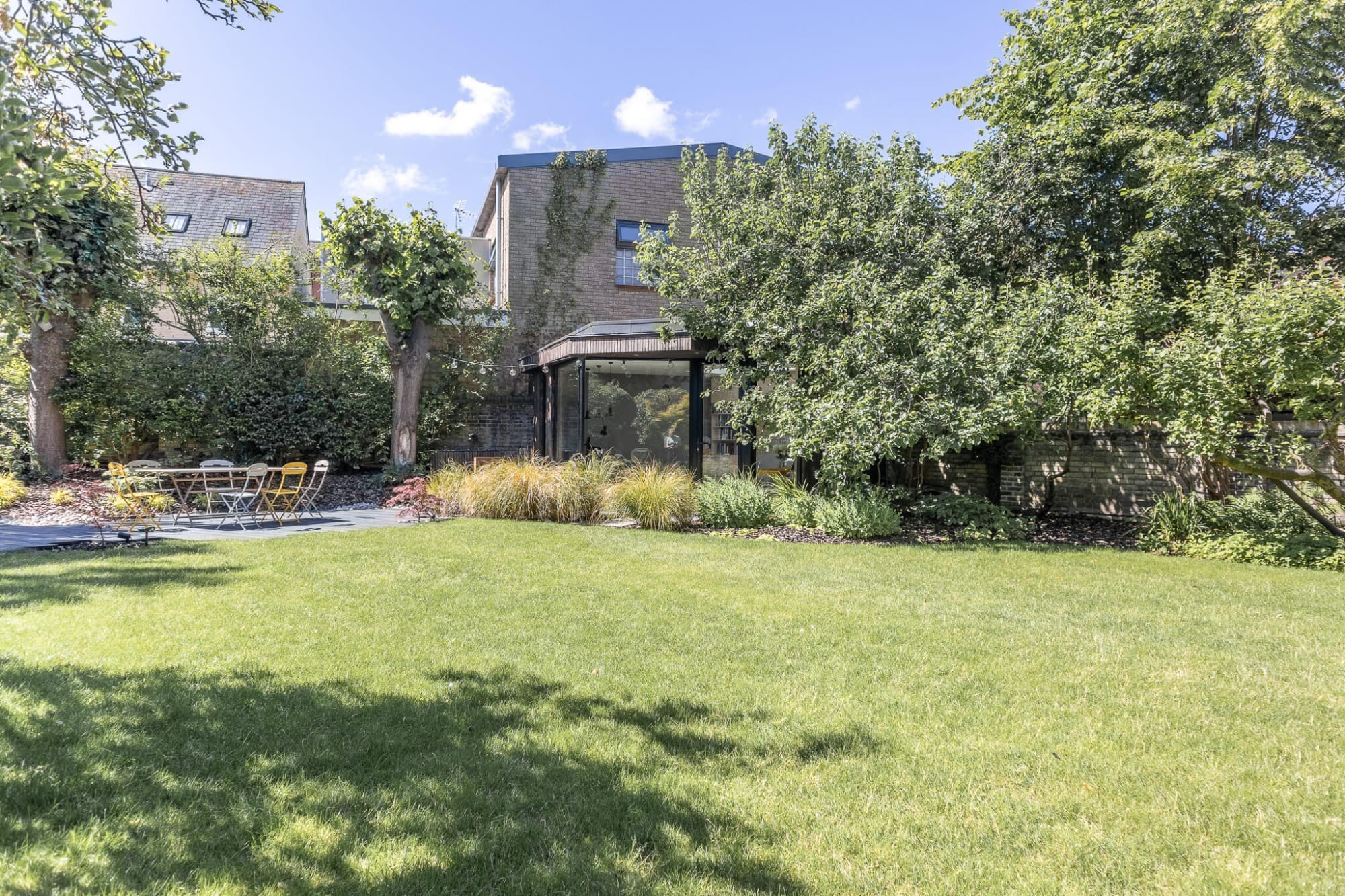 Modern Backyard Room