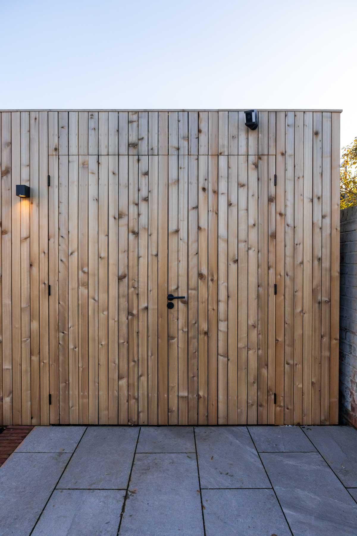 Home Office Ideas With Storage | Modern Backyard Office Pods