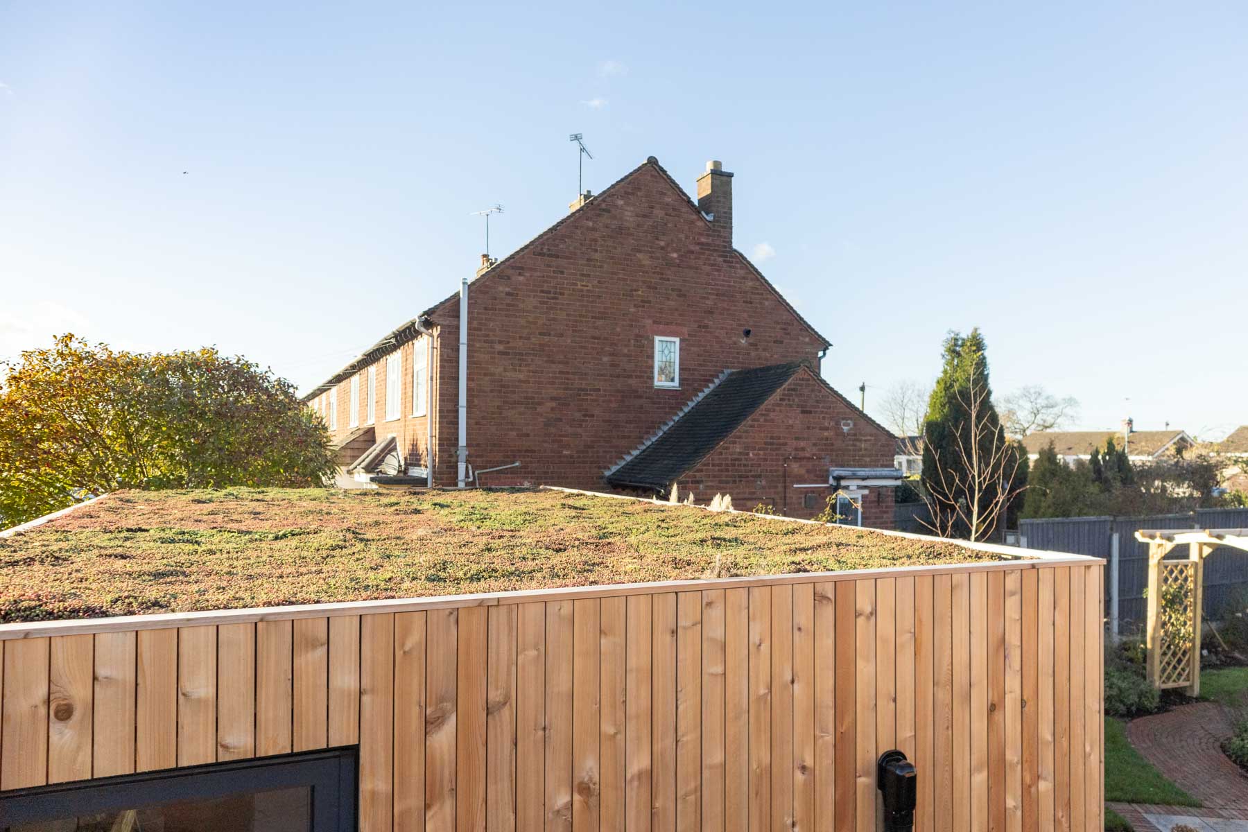 Home Office Ideas With Storage | Modern Backyard Office Pods