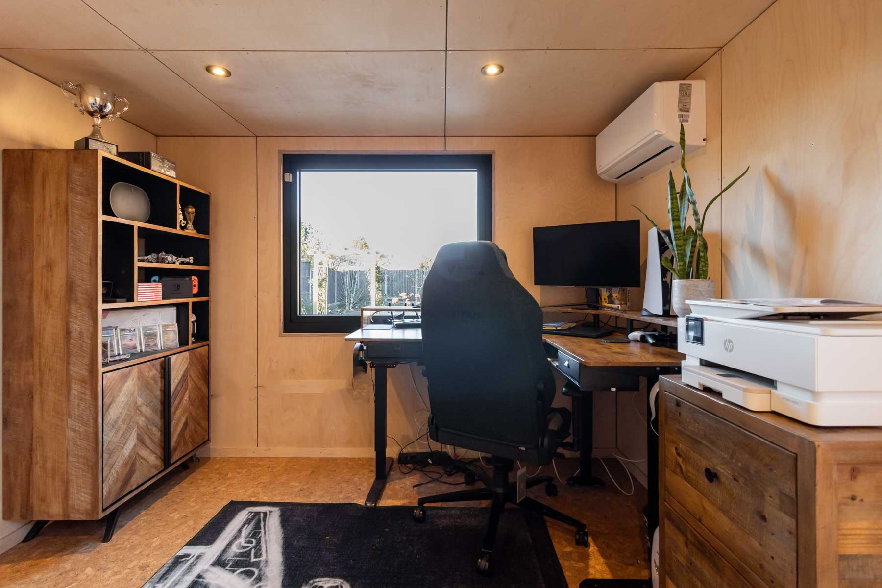 Home Office Ideas With Storage | Modern Backyard Office Pods