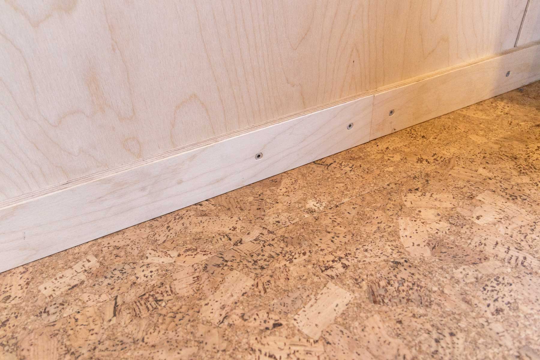 Home Office Ideas With Storage | Modern Backyard Office Pods