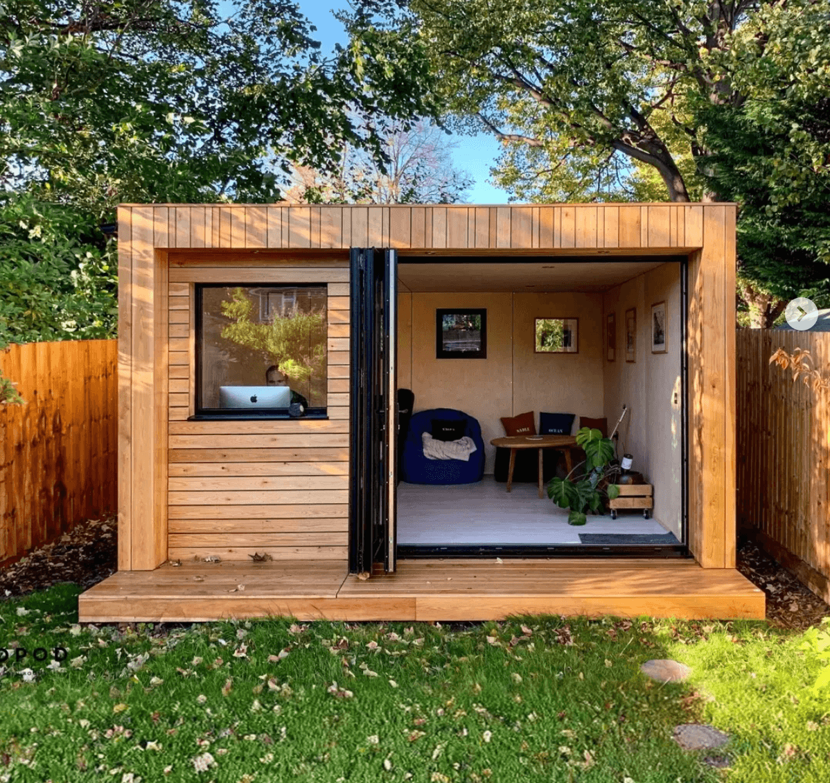 Backyard Living Inspiration - Multifunctional Space